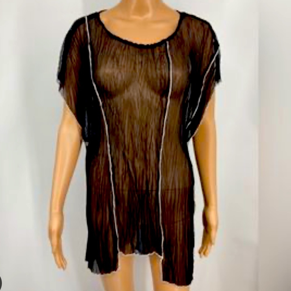 Komarov Sleeveless Black white trims Top Size XS